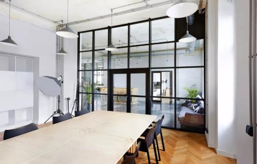 ���uƷ�ƹ������޹�˾��ʽ�p���L(f��ng)���k�����b��Ч���D