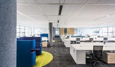 ���uӰ���ý��˾�k�����b���O(sh��)Ӌ��(chu��ng)��D